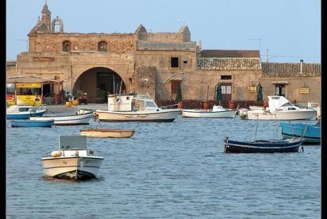 Casa Paolo In Val Di Noto Villa กาลาแบร์นาร์โด ภายนอก รูปภาพ